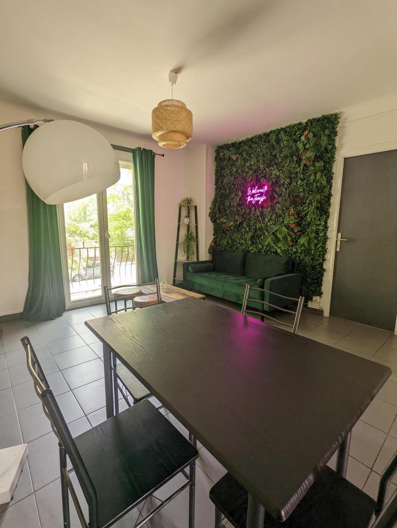 La Jungle Urbaine Avec Garage Prive & Climatisation Apartment Перпинян Екстериор снимка